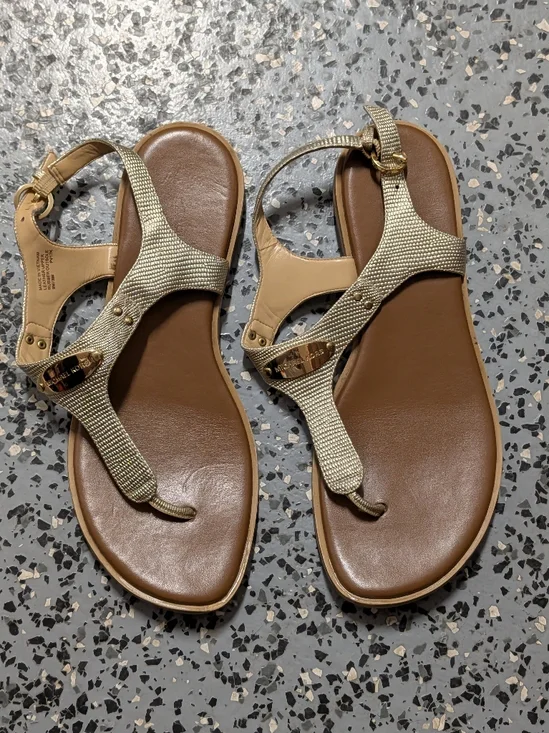 Michael Kors Plate Thong Sandal 9M Metallic - Picture 2 of 6